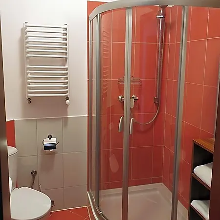 Hotel Solec 2*